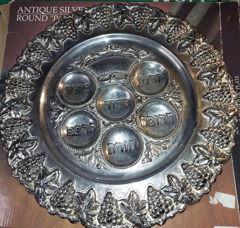 ANTIQUE SILVER PLATED ROUND PASSOVER PLATE SOLD AS IS