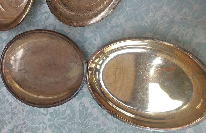 A COLLECTION OF ANTIQUE SILVER PLATED TURINES AND A SERVING TRAY