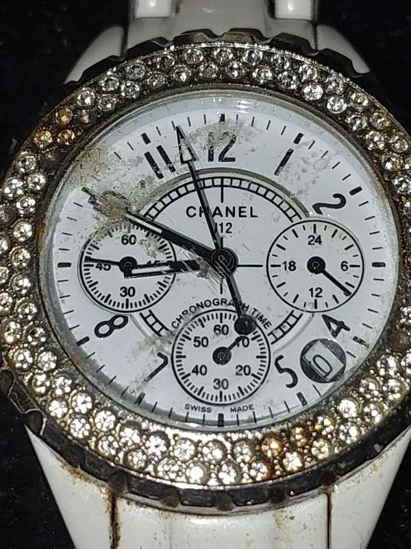 A COLLECTION OF QUALITY BRANDS WOMANS WATCHES