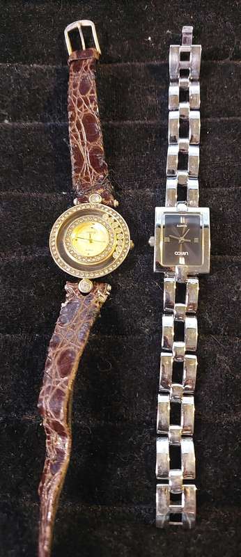 TWO VINTAGE LADIES LANCO DRESS WATCHES