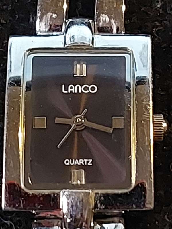 TWO VINTAGE LADIES LANCO DRESS WATCHES