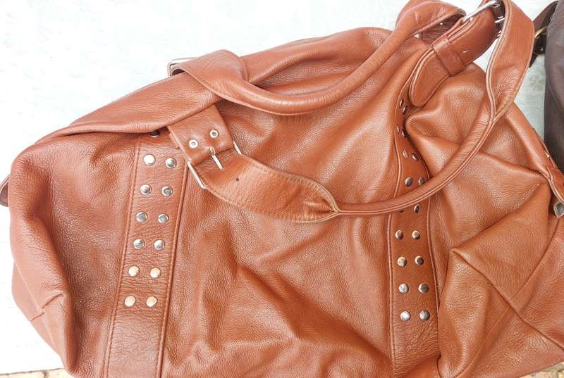 A VINTAGE JOB LOT DESIGNER FASHION LADYS TOTE HANDBAGS