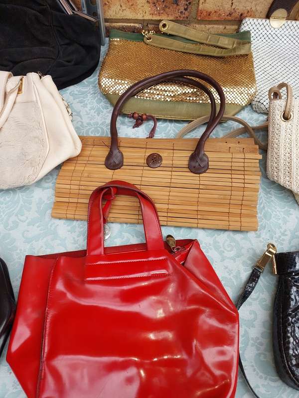 A JOB LOT DESIGNER FASHION LADY`S HANDBAGS