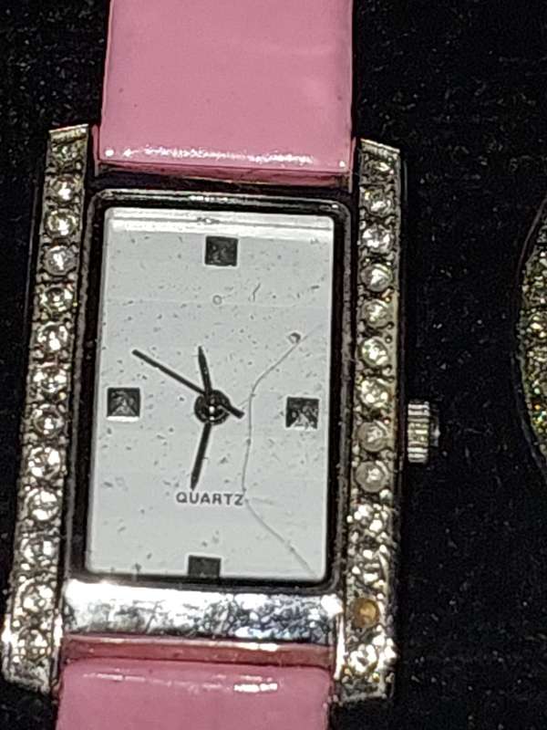 A COLLECTION OF QUALITY BRANDED WOMAN`S WATCHES