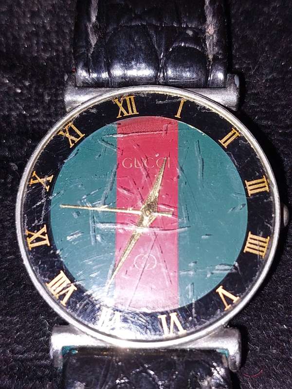 A COLLECTION OF FAMOUS BRANDED WOMANS WATCHES