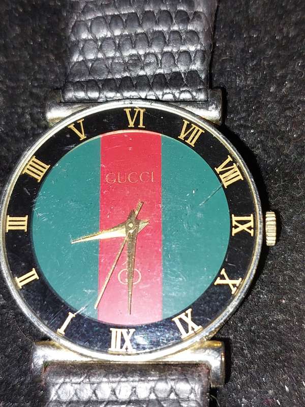 A COLLECTION OF FAMOUS BRANDED WOMANS WATCHES