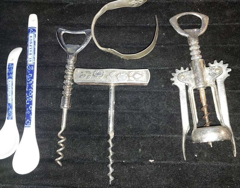A vintage collection bar accessories sold as is