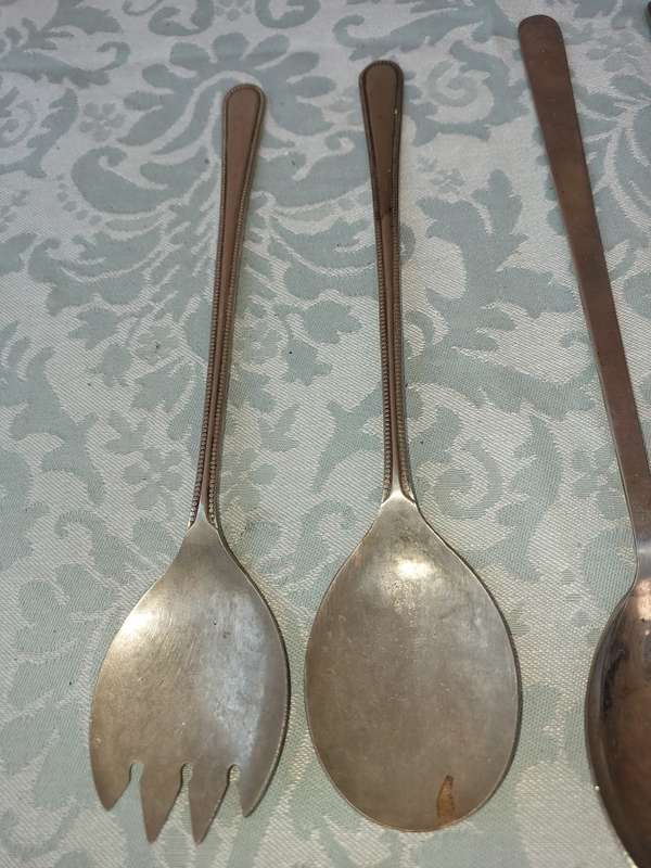 A VINTAGE COLLECTION JOBLOT SALAD LADEL