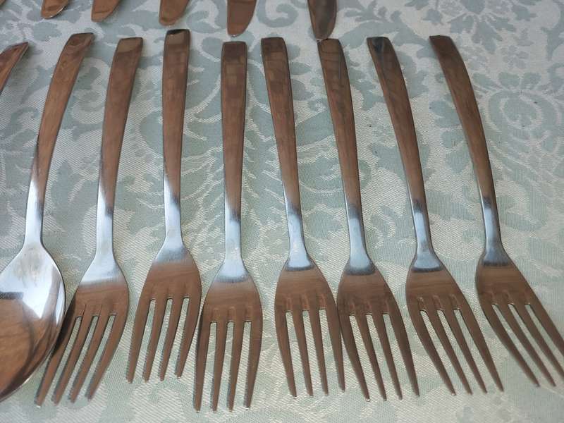 A VINTAGE 19 PIECE PRESTIGE S/S CUTLERY JOBLOT