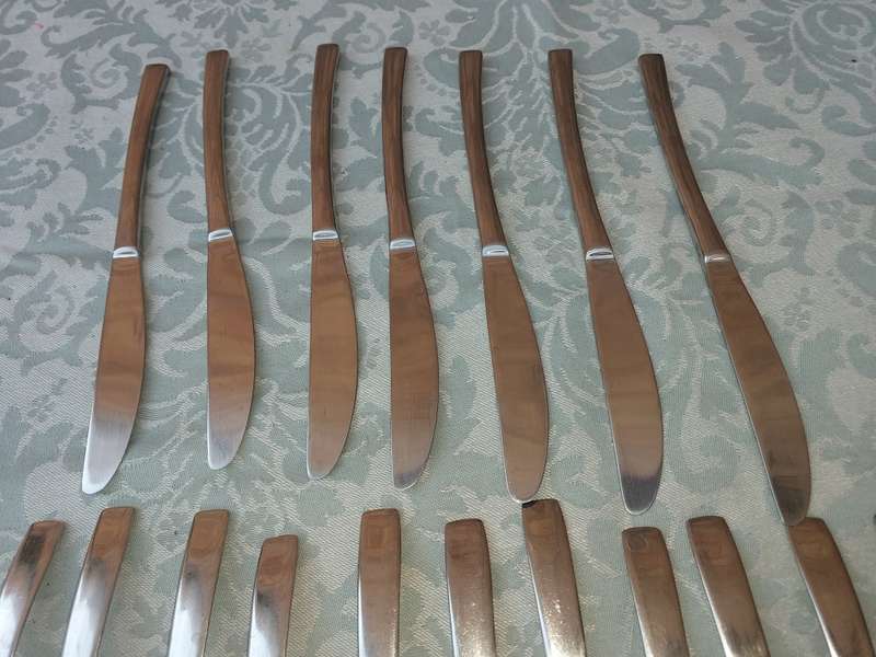 A VINTAGE 19 PIECE PRESTIGE S/S CUTLERY JOBLOT