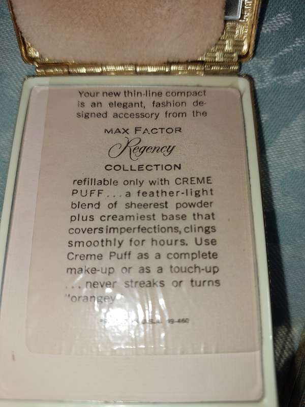 A VINTAGE COLLECTION COMPACTS AND JEWELRY BOXES