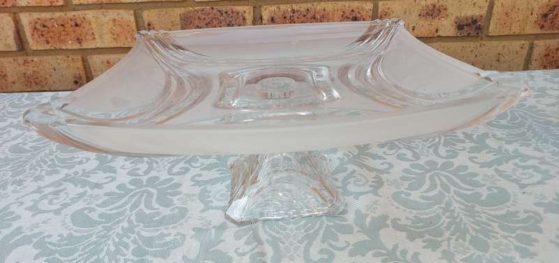 A BEAUTIFULL FROSTED GLASS SERVING PLATTER