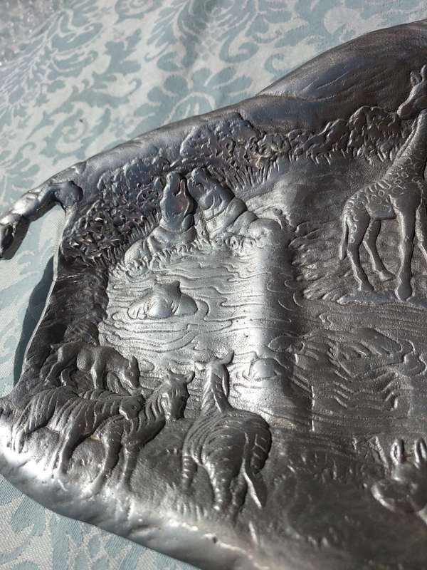 A RARE ART DECOR VINTAGE ALUMINUM ALLOY AFRICAN WILDLIFE SCENNE SERVING PLATTER