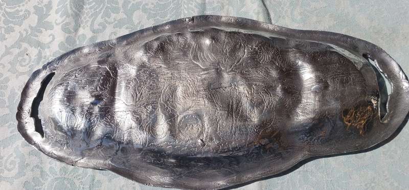 A RARE ART DECOR VINTAGE ALUMINUM ALLOY AFRICAN WILDLIFE SCENNE SERVING PLATTER