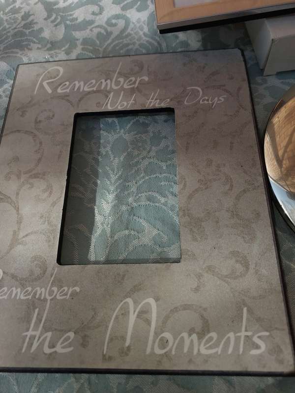 A JOBLOT COLLECTION PHOTO FRAMES