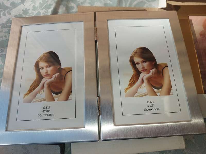 A JOBLOT COLLECTION PHOTO FRAMES