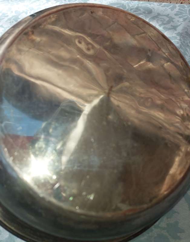 A VINTAGE SILVER PLATED TURINE SOLD AS IS