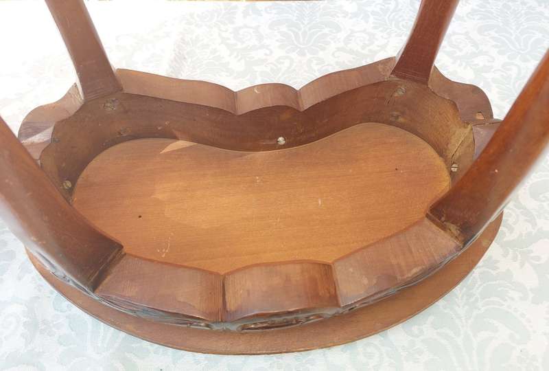 AN ANTIQUE PAIR OF KIDNEY-SHAPED BALL N CLAW-LEGGED OCCASIONAL TABLES