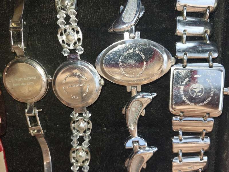 A BULK JOBLOT USED FASHION WATCHES