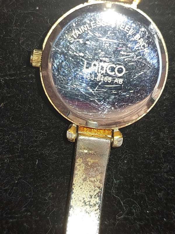 TWO VINTAGE FAMOUS BRANDS WOMEN WATCHES