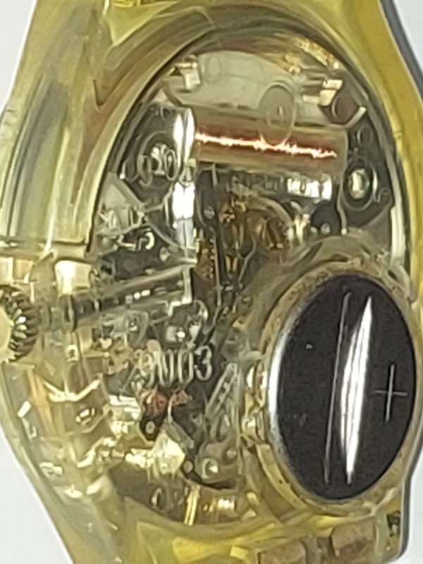 A VINTAGE SWATCH DATE GOLDPLATED 9003