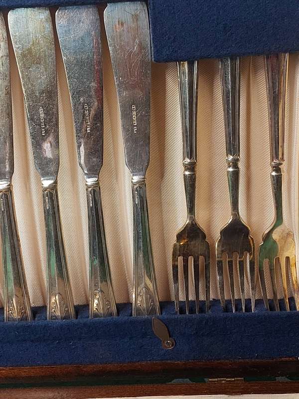 AN ANTIQUE FISH KNIFE AND FORK SET WITH A1 T.T & OS AP ENGLISH HALL MARKS