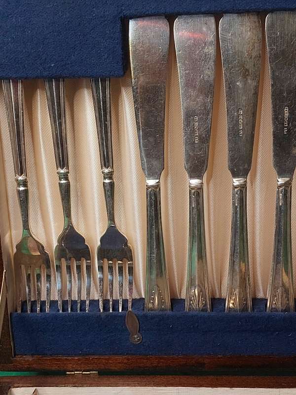 AN ANTIQUE FISH KNIFE AND FORK SET WITH A1 T.T & OS AP ENGLISH HALL MARKS