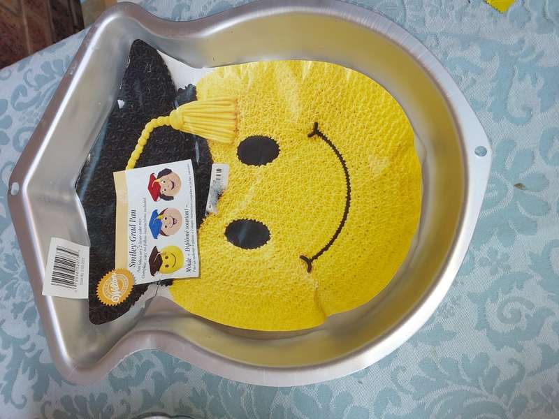 A COLLECTION JOB LOT BAKING TRAYS