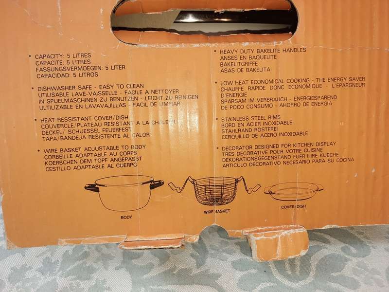 A COMPLETE SET MAGAFESA FRYER SOLD AS IS