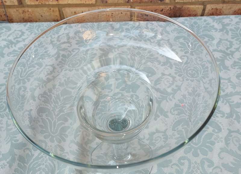A COLLECTION OF  EXTRA LARGE GLASS SWEATS STANDS SOLD AS IS