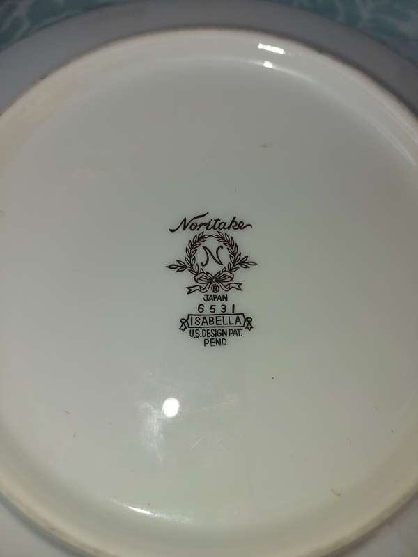 A VINTAGE NORATAKI 8 PIECE JAPAN 6531 DINNER SERVING SET