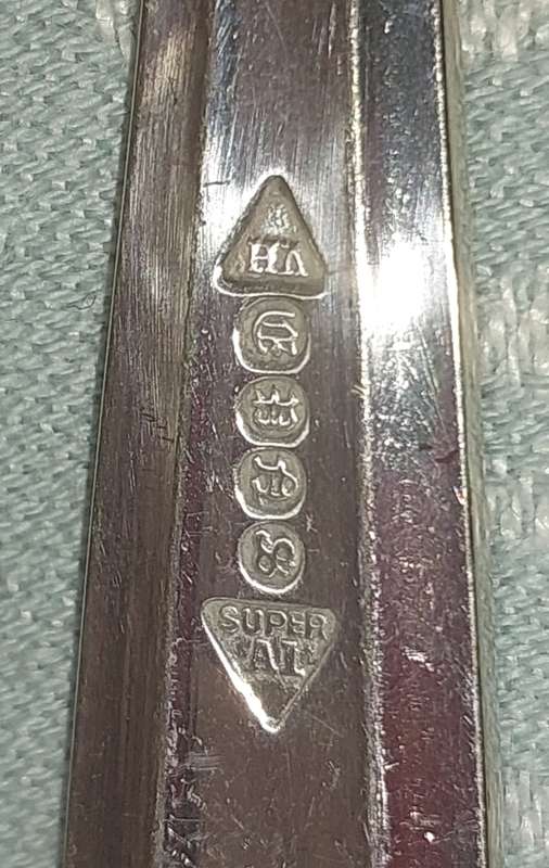 A VINTAGE SET OF SIX FORKS EPNS A1