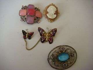 4 VINTAGE BROOCHES