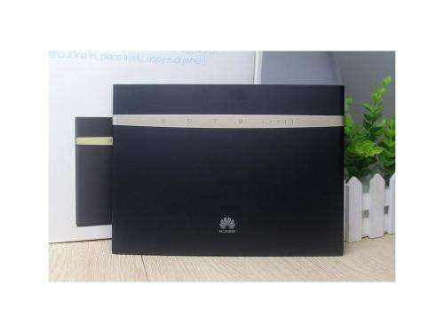 Huawei B525 4G/LTE WiFi Router - BLACK - Immaculate Condition