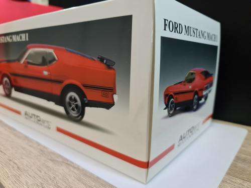1971 Ford Mustang Mach I Fastback  AUTOart 1/18 Scale DieCast