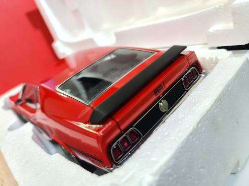1971 Ford Mustang Mach I Fastback  AUTOart 1/18 Scale DieCast