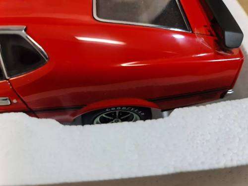 1971 Ford Mustang Mach I Fastback  AUTOart 1/18 Scale DieCast