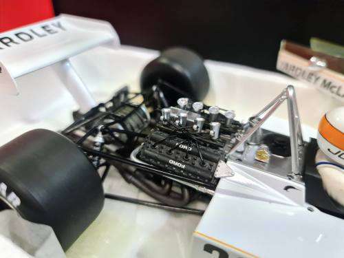MINICHAMPS - McLAREN - F1 FORD M23 N 30 GP BRITISH 1973 J.SCHECKTER