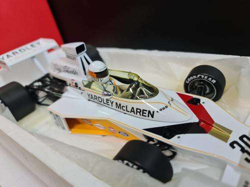 MINICHAMPS - McLAREN - F1 FORD M23 N 30 GP BRITISH 1973 J.SCHECKTER