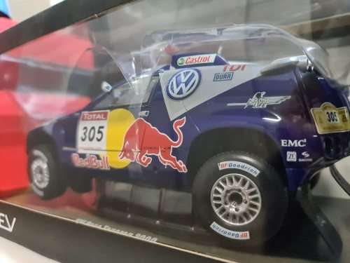 NOREV - VOLKSWAGEN - RACE TOUAREG RED BULL N 305 WINNER RALLY DAKAR 2009 G.DE VILLIERS - D.V.ZITZEWI