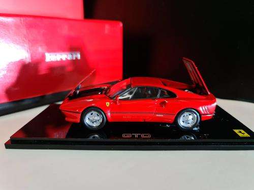 FERRARI 288 GTO RED 1/43 KYOSHO 05071R