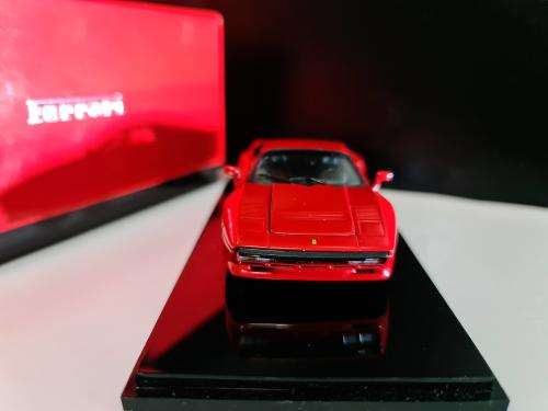 FERRARI 288 GTO RED 1/43 KYOSHO 05071R