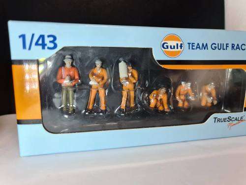 TRUESCALE - FIGURES - F1 SET MECCANICI TEAM GULF RACING - MECHANIC TEAM GULF RACING