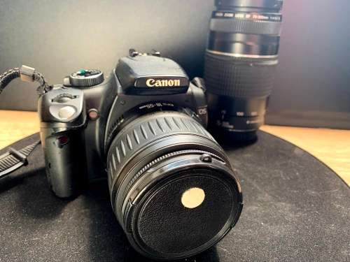 Canon EOS 350D Includes two lenses