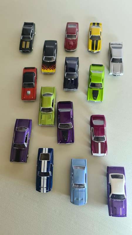 15 Greenlight muscle cars