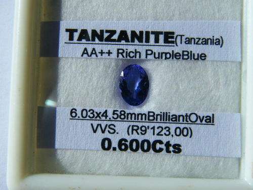 A STUNNING .600 AA++ RICH PURPLE BLUE TANZANITE WITH A VALUATION CERTIFICATE WITH A VALUE OF R 9,123