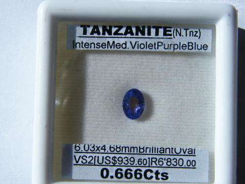 A INTENCE VIOLET BLUE TANZANITE WITH A VALUATION CERTIFICATE WITH A VALUE OF R 7,516