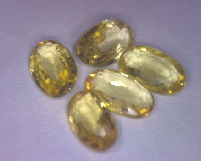 1.32 ct Sapphire Yellow 5 peice lot 5mmx3mm
