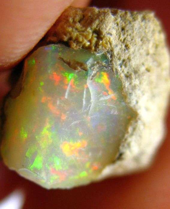 AA Grade Ethiopian Opal 6.95 ct  White With Green/ Red Flash