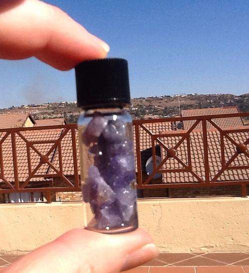 RARE  TANZANITE CRYSTAL VILE 5ML (vile filled with tanzanite)